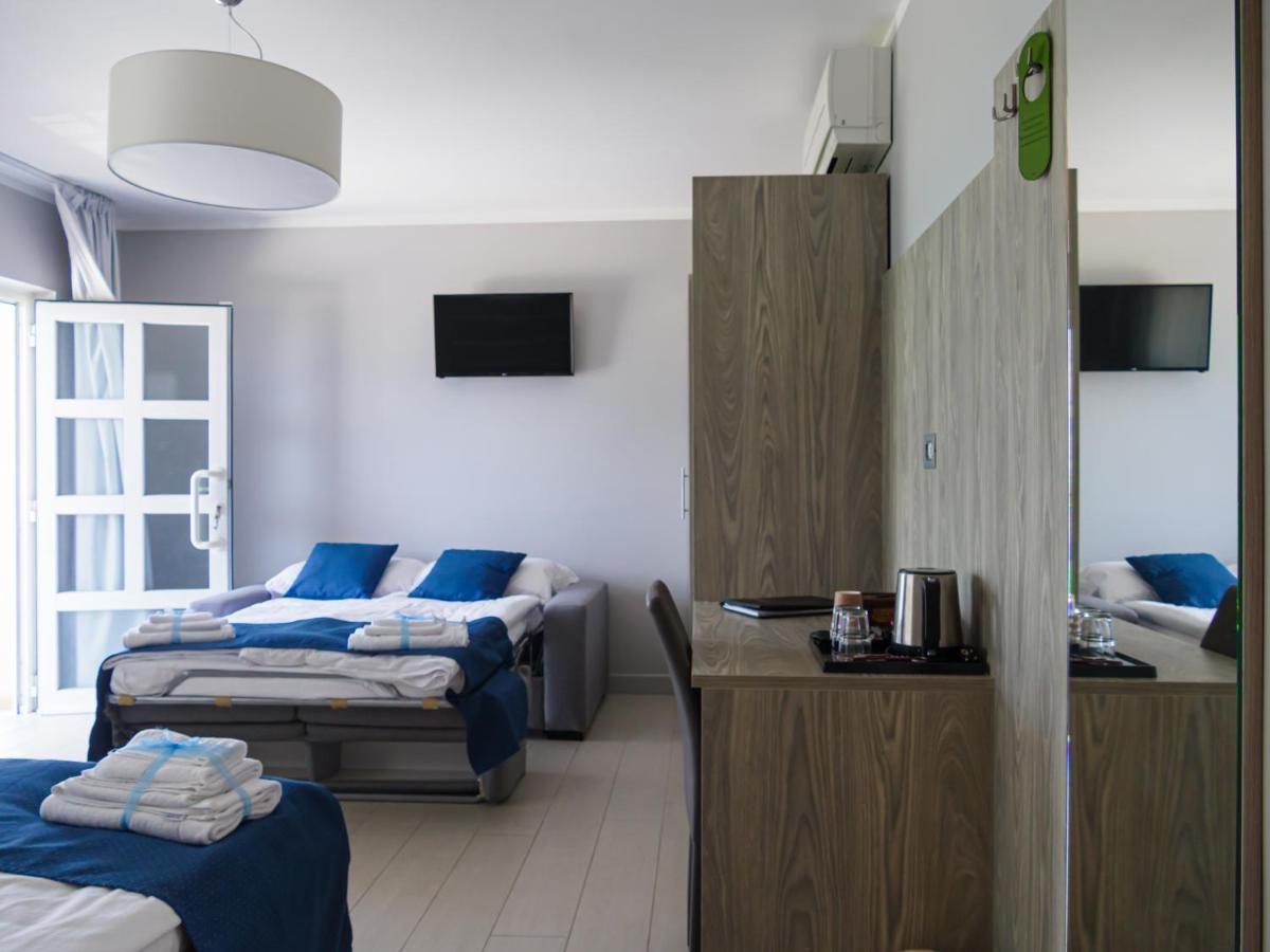 Hotel Casa Marinella Малчезине Екстериор снимка
