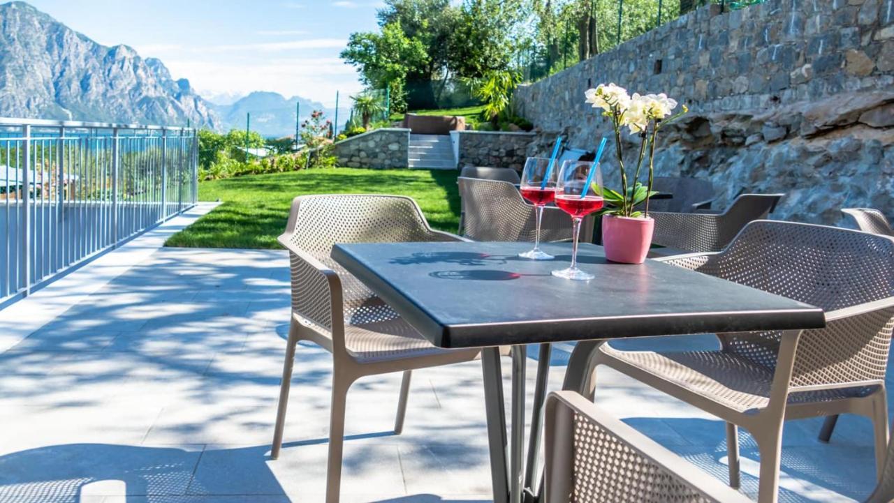 Hotel Casa Marinella Малчезине Екстериор снимка